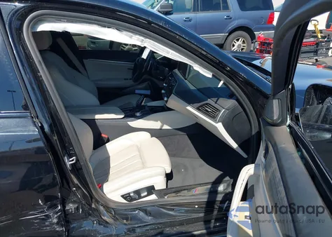 2021 BMW 530 из США, поврежденный, VIN WBA53BH06MCF79240